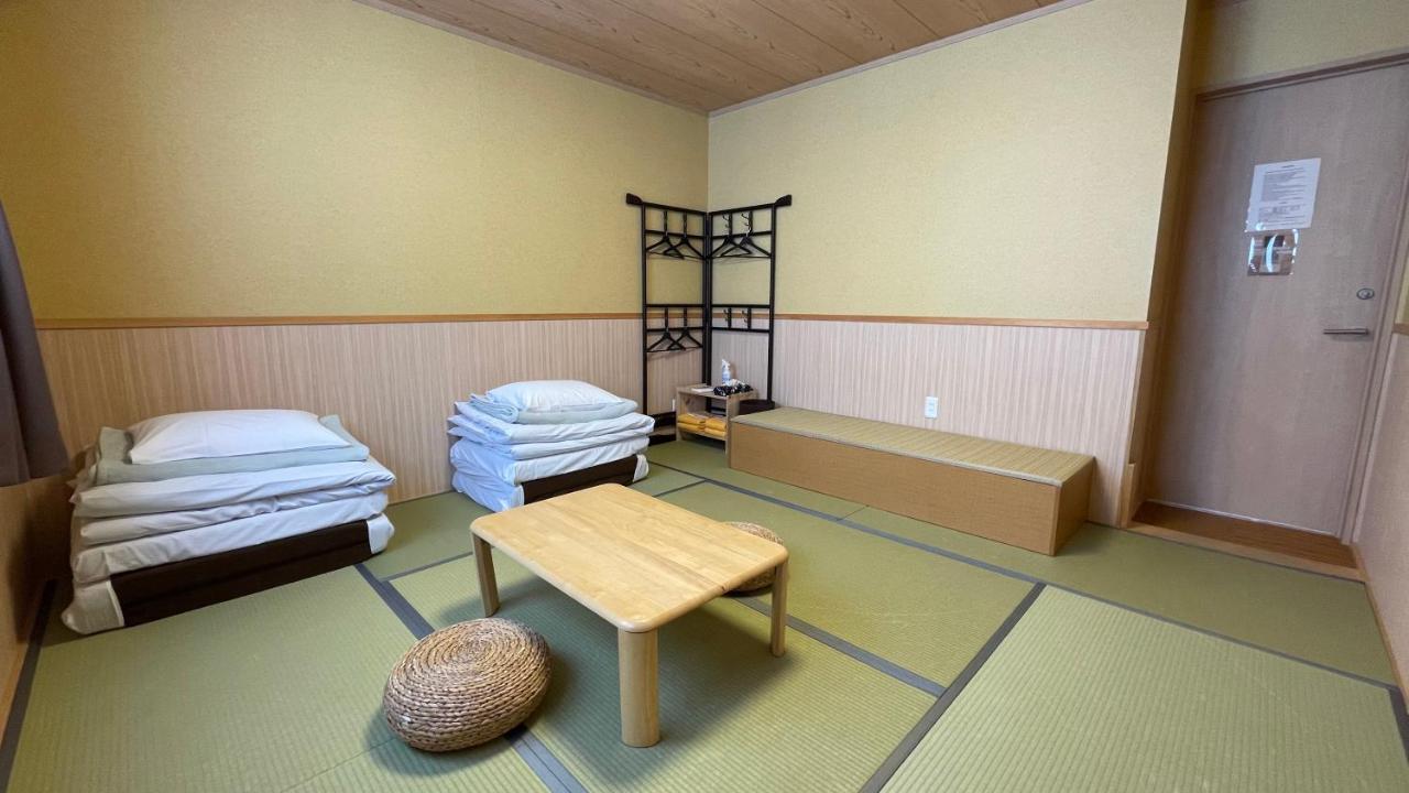 Guesthouse Guu Fujikawaguchiko Exteriör bild