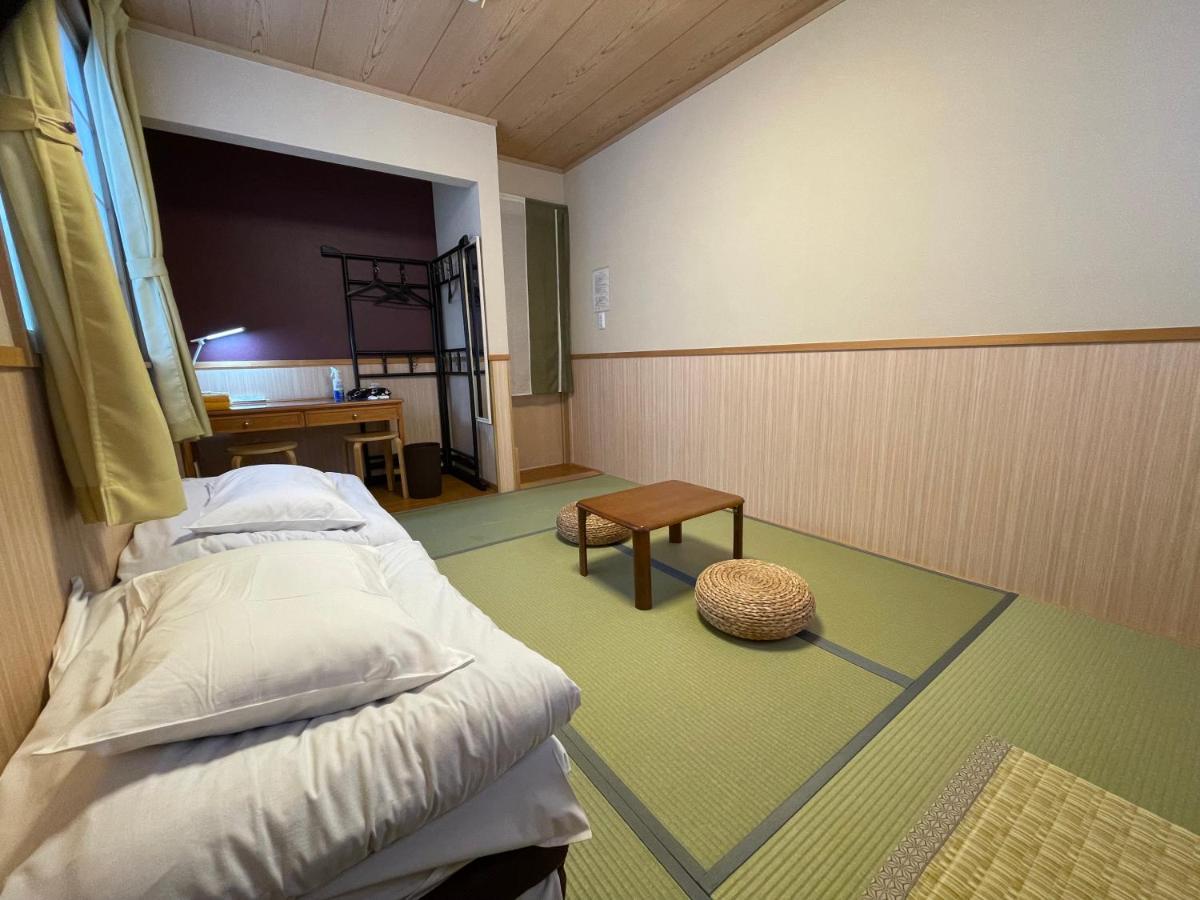 Guesthouse Guu Fujikawaguchiko Exteriör bild