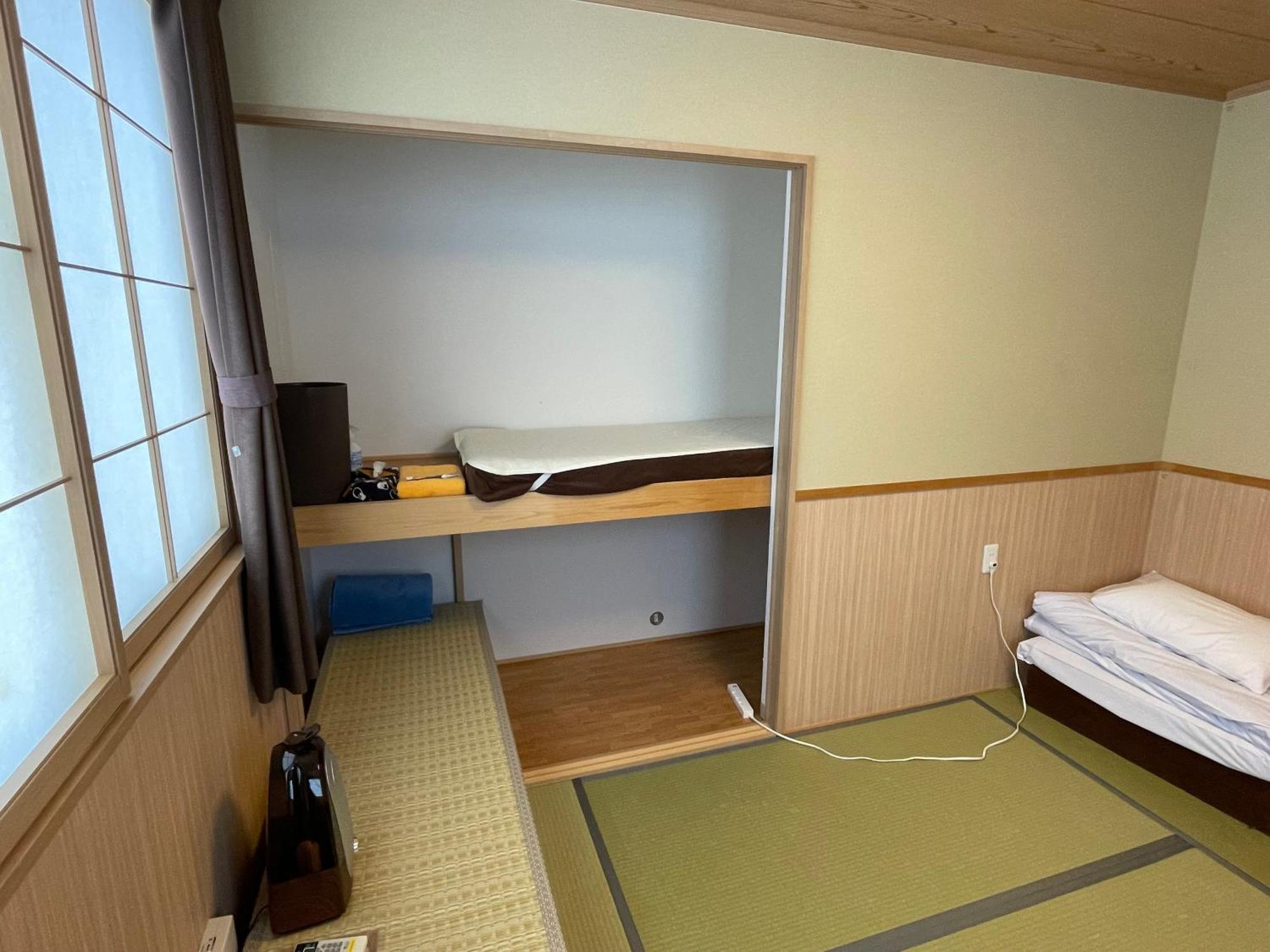 Guesthouse Guu Fujikawaguchiko Exteriör bild