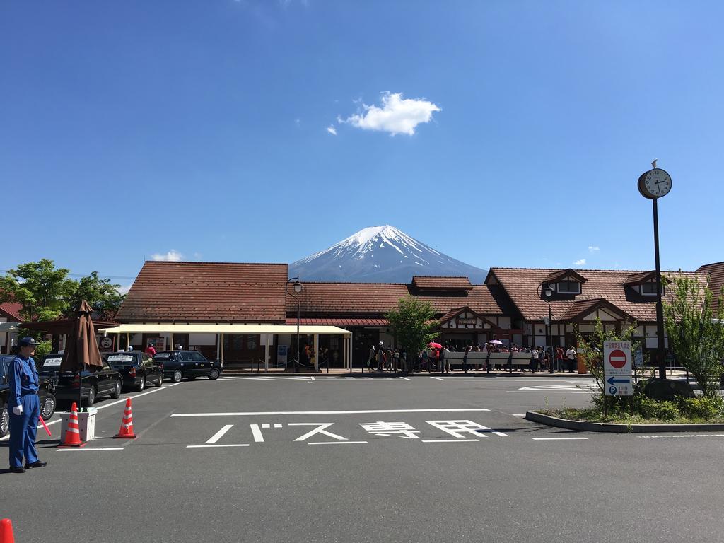 Guesthouse Guu Fujikawaguchiko Exteriör bild