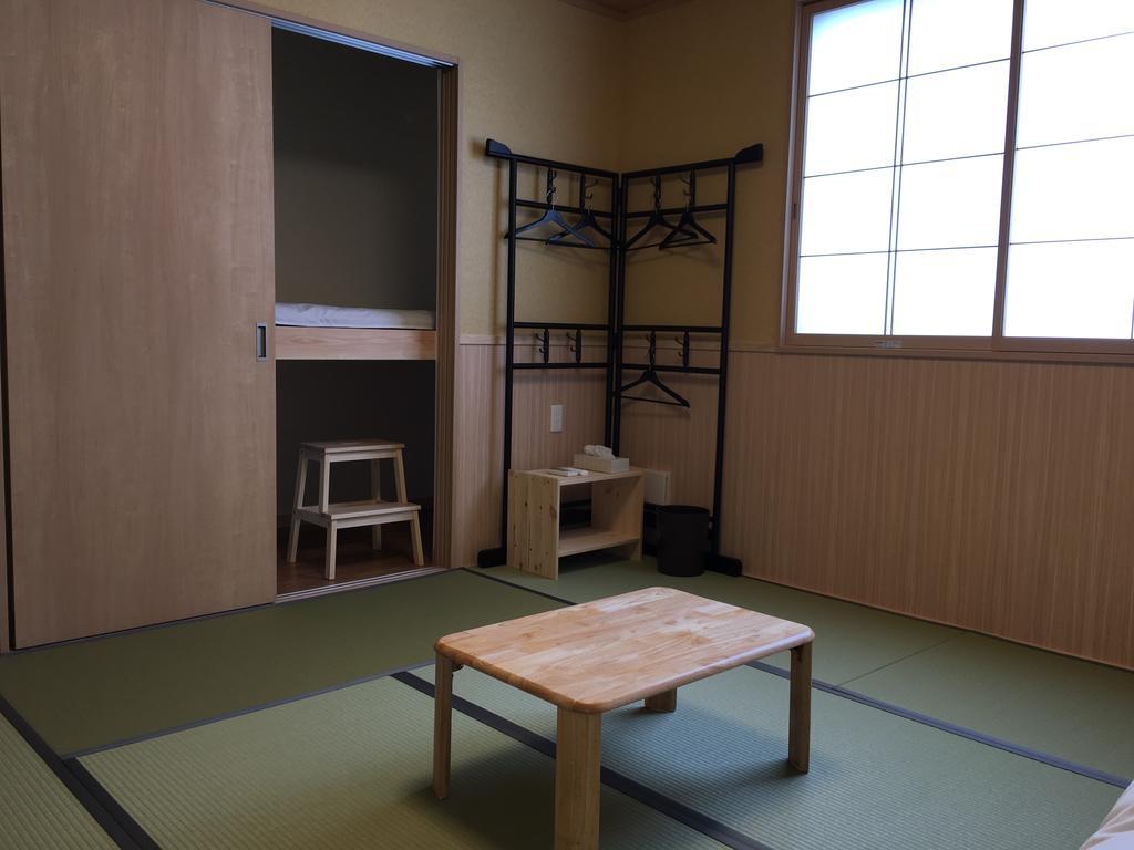 Guesthouse Guu Fujikawaguchiko Exteriör bild